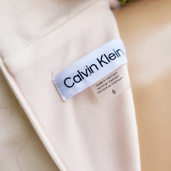 🆕️🌺CALVIN KLEIN🌺 Tie Neck Sheath Dress💃 SIZE:6 - Picture 12 of 15